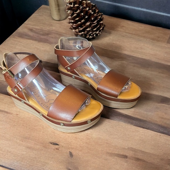 Blowfish Malibu Platform Sandal. Size 7. - Picture 2 of 6